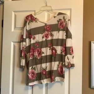 Gray Floral open back top